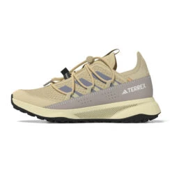 Chaussures De Randonnée Enfant Adidas Terrex Voyager 21 HEAT.RDY -Promos Regatta || Quechua || Dare 2b Boutique chaussures de randonnee enfant adidas terrex voyager 21 heatrdy 2