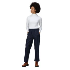 Regatta Pantalon De Pluie Femme (Bleu Marine) -Promos Regatta || Quechua || Dare 2b Boutique pantalon de pluie femme bleu marine 2