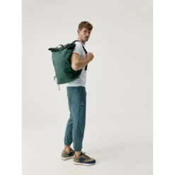 Born Living Yoga Sac à Dos De Style Sportif Avec Compartiment Pour Ordinateur Portable -Promos Regatta || Quechua || Dare 2b Boutique sac a dos de style sportif avec compartiment pour ordinateur portable 2