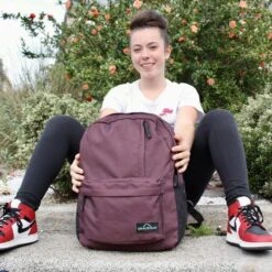 Sac à Dos Scolaire - Feather Bordeaux- Allège La Charge De 92% -Promos Regatta || Quechua || Dare 2b Boutique sac a dos scolaire feather bordeaux allege la charge de 92 2