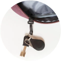 Sac à Dos Scolaire - Feather Bordeaux- Allège La Charge De 92% -Promos Regatta || Quechua || Dare 2b Boutique sac a dos scolaire feather bordeaux allege la charge de 92 4