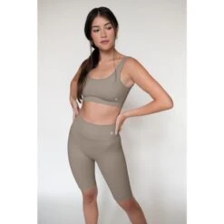Short Cycliste Gainant Et Sans Coutures Pour Femme - Gris Taupe -Promos Regatta || Quechua || Dare 2b Boutique short cycliste gainant et sans coutures pour femme gris taupe 2