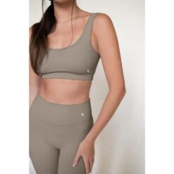 Short Cycliste Gainant Et Sans Coutures Pour Femme - Gris Taupe -Promos Regatta || Quechua || Dare 2b Boutique short cycliste gainant et sans coutures pour femme gris taupe 3